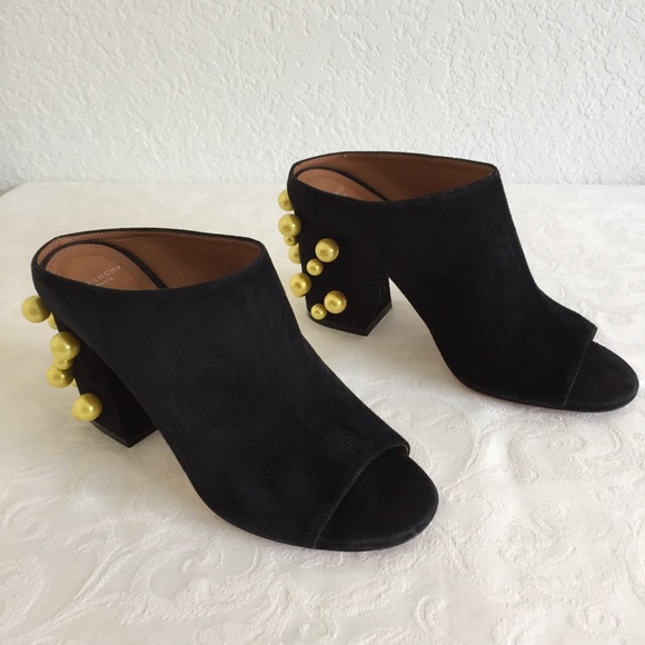 Givenchy Paris Pearl studded Mule Sandal - Picture 6 of 11